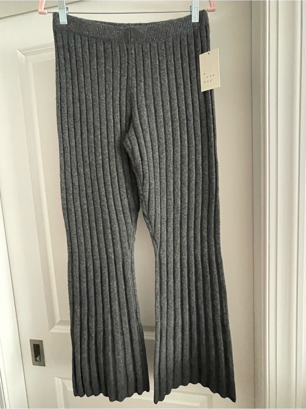 a new day Women’s Ribbed Flared Sweatpants - Gray